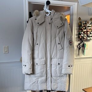 Utex Women's Beige Puffer Coat